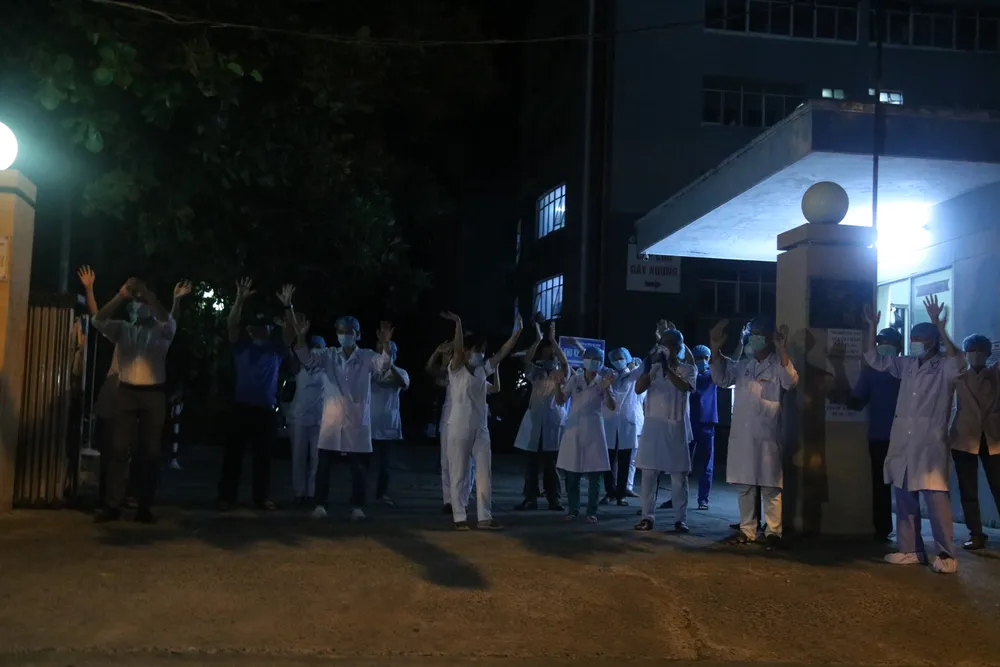 Gỡ bỏ phong tỏa Bệnh viện Chỉnh hình- Phục hồi chức năng và khu vực lân cận ảnh 5