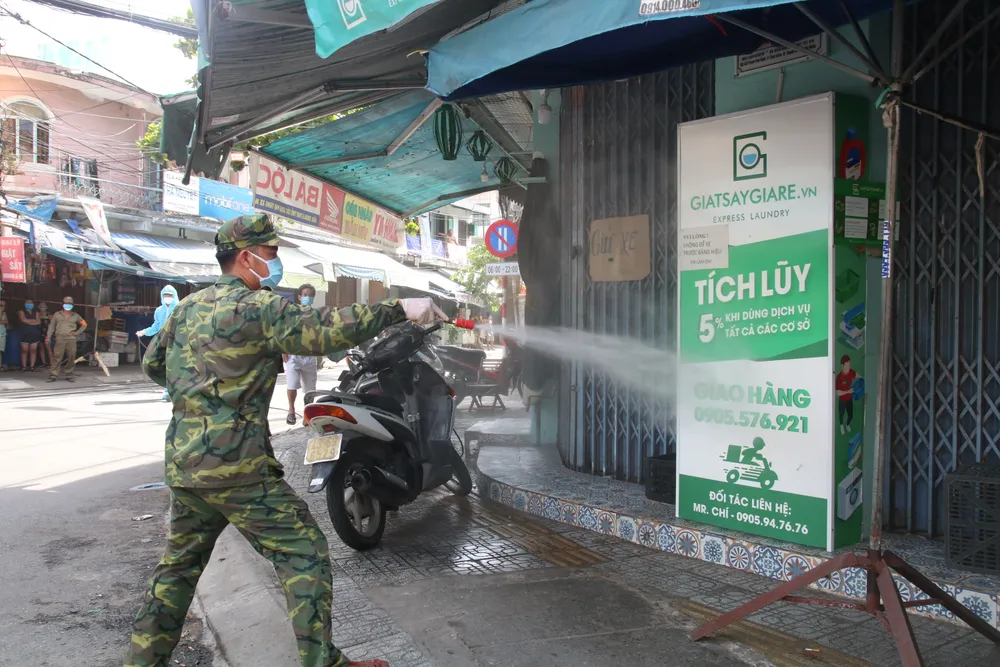 Đà Nẵng tìm những người tiếp xúc với nhân viên Ban Quản lý chợ Lầu Đèn ảnh 2