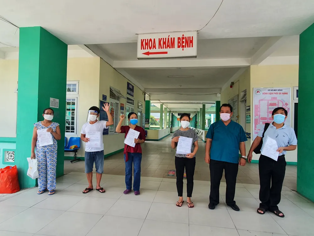 Bệnh nhân 416 đã khỏi Covid-19 nhưng tiên lượng còn rất nặng ảnh 2