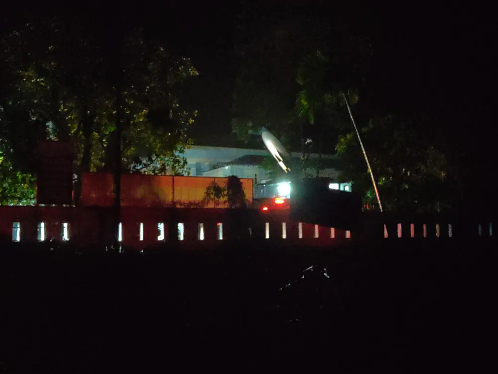 Cử lực lượng tinh nhuệ và người dân thạo địa hình tiếp cận hiện trường vụ thủy điện Rào Trăng 3 ảnh 2