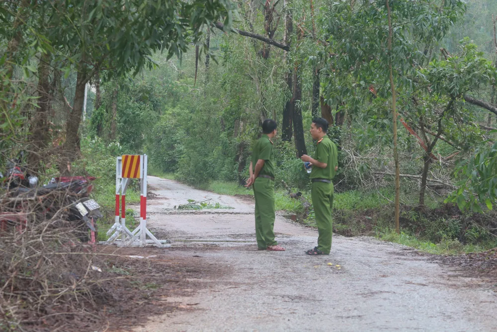 Điều động trực thăng tìm kiếm người mất tích tại thủy điện Rào Trăng 3 ảnh 1