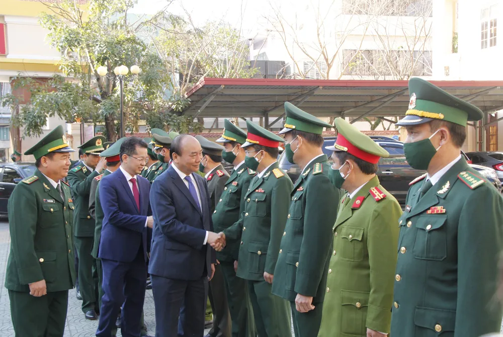 Thủ tướng Nguyễn Xuân Phúc: Việt Nam là một trong số ít các nước tăng trưởng dương trên thế giới  ảnh 1