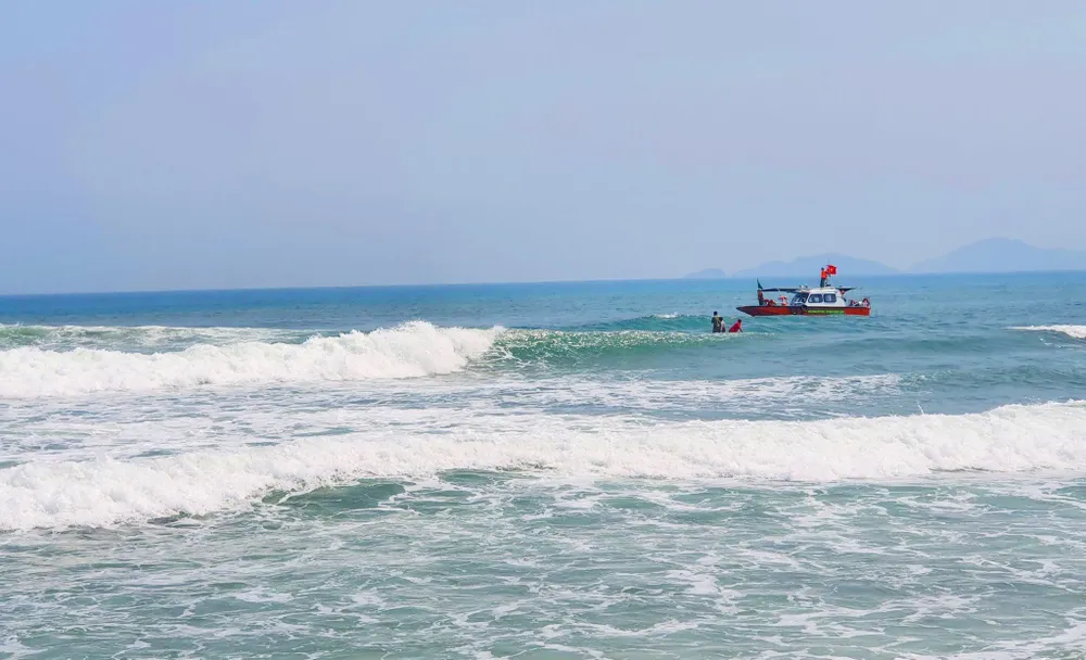 Quảng Nam: Một học sinh lớp 6 mất tích khi tắm biển ảnh 1