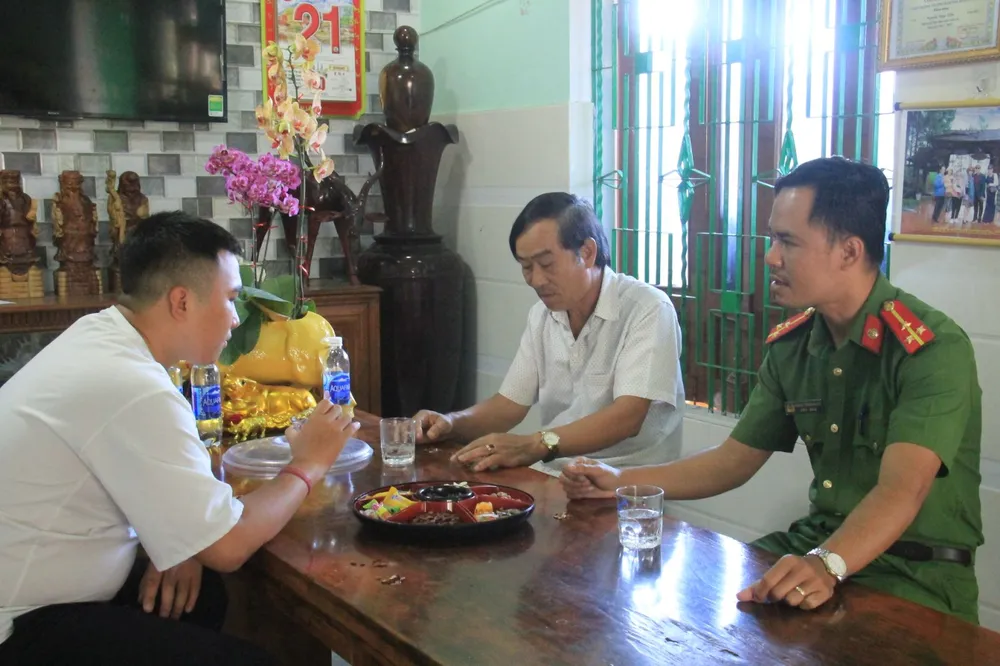 Hàng chục ngàn thanh niên miền Trung lên đường nhập ngũ ảnh 11