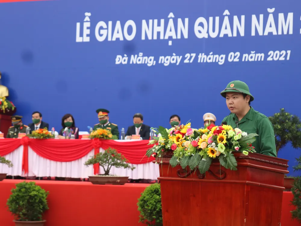 Hàng chục ngàn thanh niên miền Trung lên đường nhập ngũ ảnh 8