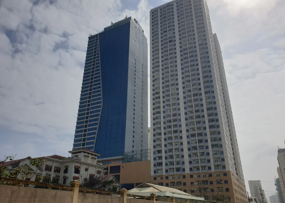 Tháo dỡ các phần sai phạm xây dựng tại chung cư Mường Thanh, Đà Nẵng từ ngày 6-4 ảnh 1