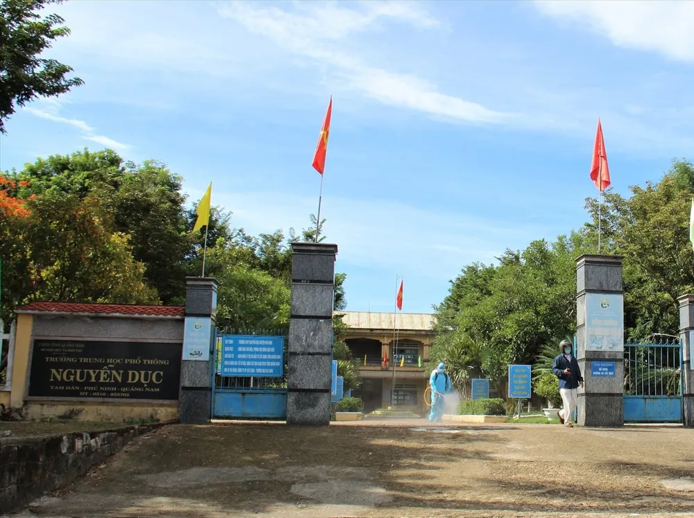 Quảng Nam cho học sinh nghỉ học từ ngày 4-5 để phòng chống dịch ảnh 1