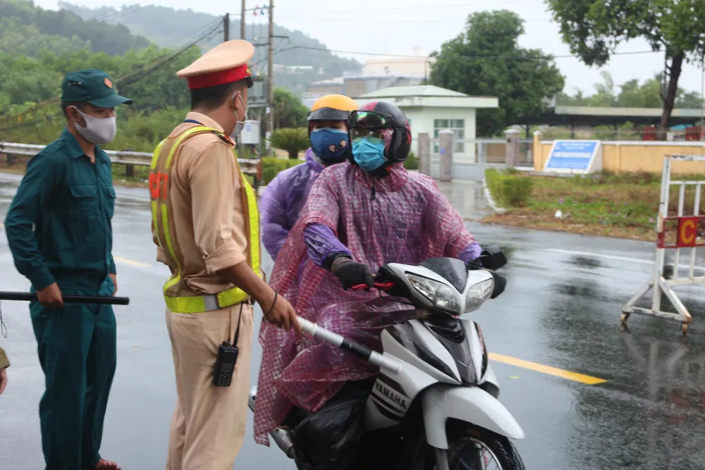 Quảng Nam lập 7 chốt kiểm soát dịch tại cửa ngõ ra vào tỉnh  ảnh 1