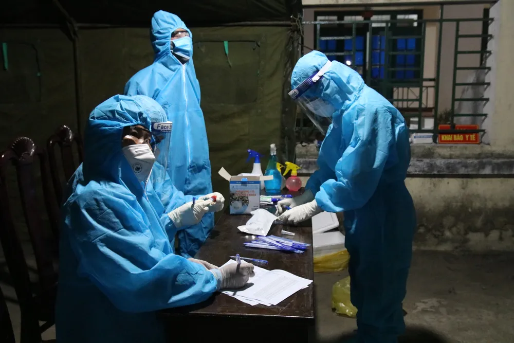 Chuyến xe đầu tiên đón người Quảng Nam từ TPHCM về quê ảnh 8