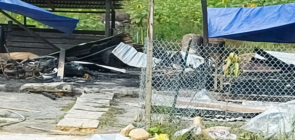 Vợ chồng nữ giáo viên tử vong trong vụ cháy nhà lúc nửa đêm ảnh 1