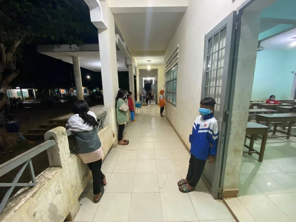 Quảng Nam: 17 học sinh và 1 cô giáo tại huyện miền núi Phước Sơn mắc Covid-19 ảnh 2