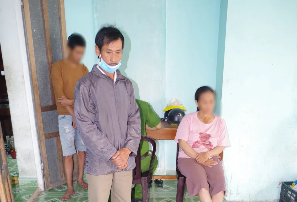 Thầy cúng chữa "căn" khiến cô gái 21 tuổi mang thai ảnh 1