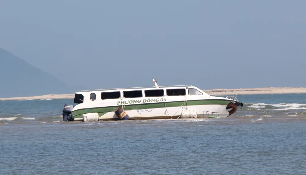 Khởi tố vụ lật ca nô khiến 17 người tử vong tại Quảng Nam ảnh 1