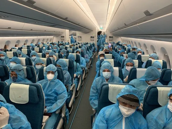 Bộ Công an đề nghị Quảng Nam cung cấp tài liệu liên quan đến các chuyến bay “giải cứu“ ảnh 1