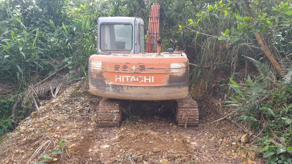 Quảng Nam: Nhiều đối tượng đào vàng trái phép tại Di tích danh thắng Thác Trắng ảnh 4