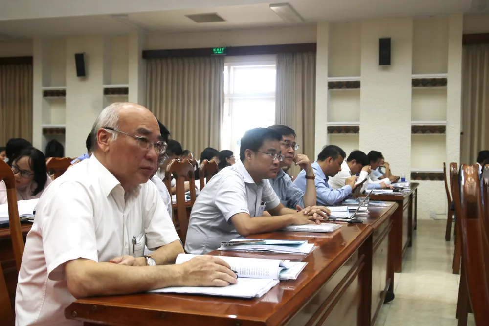 Đồng chí Phan Nguyễn Như Khuê, Ủy viên Ban Thường vụ Thành ủy, Trưởng Ban Tuyên giáo Thành ủy TPHCM tại hội nghị