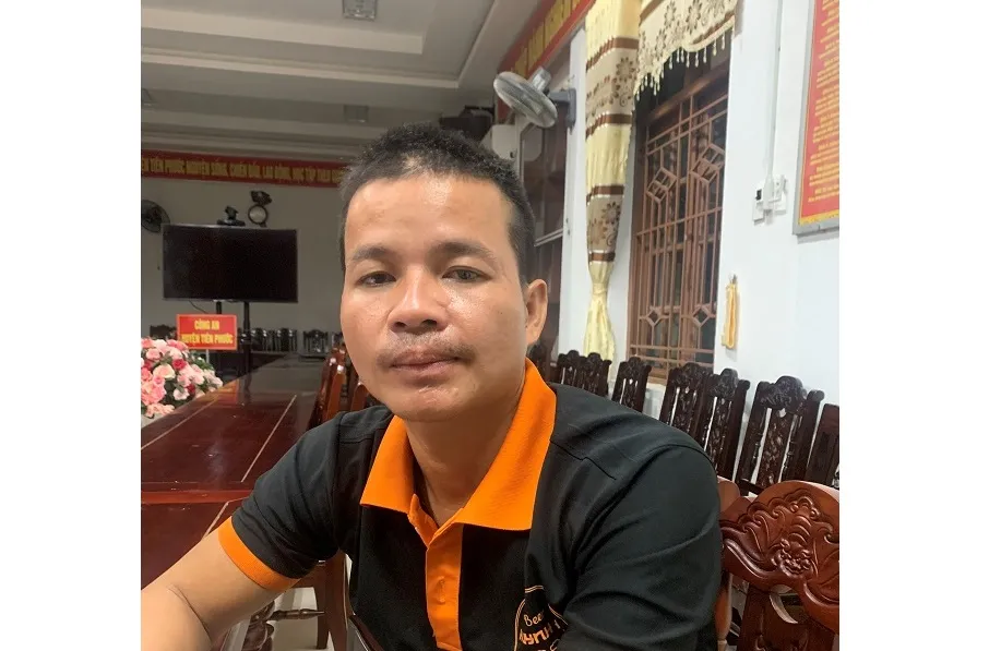 Đối tượng Trần Hoàng Phi tại cơ quan công an