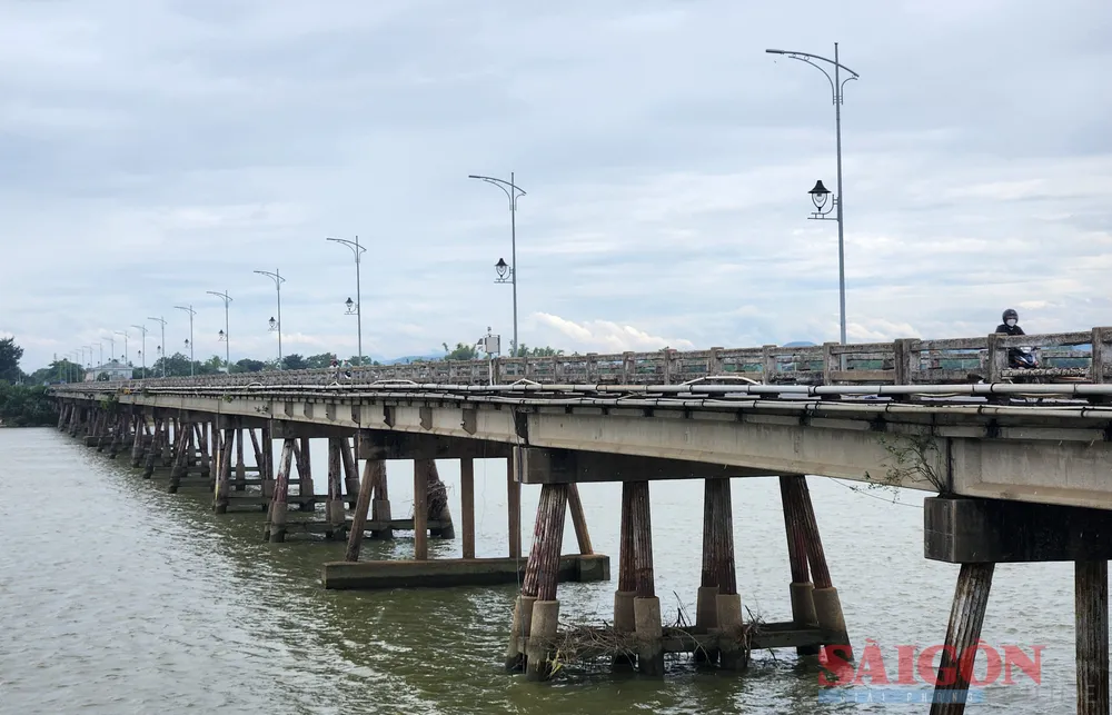 Hiện cần hơn 30,5 tỷ đồng để sửa chữa cầu Câu Lâu cũ Hiện cần hơn 30,5 tỷ đồng để sửa chữa cầu Câu Lâu cũ