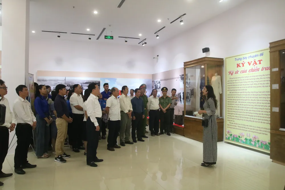 trien-lam-ky-vat-sggp (52).JPG