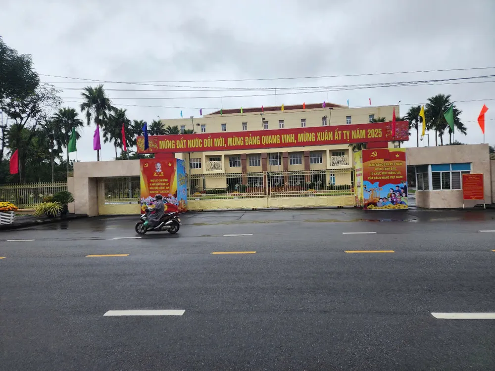 Tru so Tinh uy Quang Nam.jpg