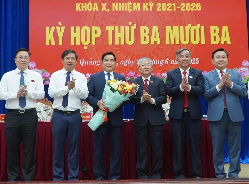 Chủ tịch UBND tỉnh Quảng Nam nghỉ hưu trước tuổi