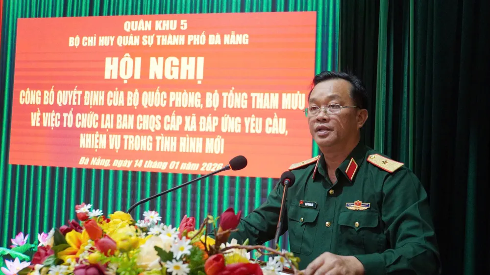 14-1-da-nang-bo-nhiem-93-si-quan-1.jpg