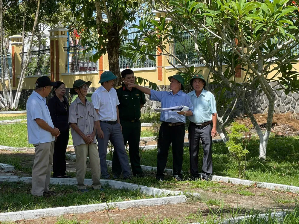 19-10- xác minh nơi chôn cất liệt sĩ tại xã Hiệp Đức 2.jpg