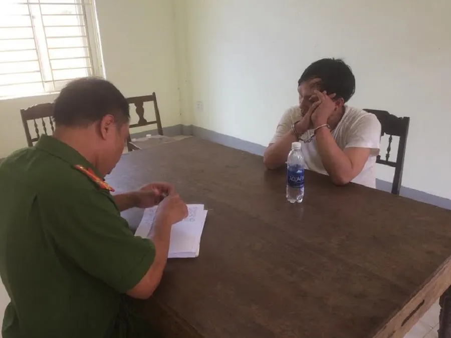 Khởi tố vụ tài xế dương tính với ma túy, lao xe vào CSGT ảnh 1