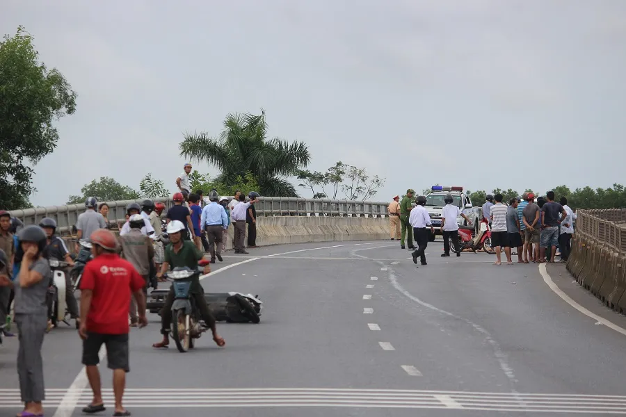 Quảng Trị xảy ra 2 vụ TNGT liên tiếp khiến 3 người thương vong ảnh 1