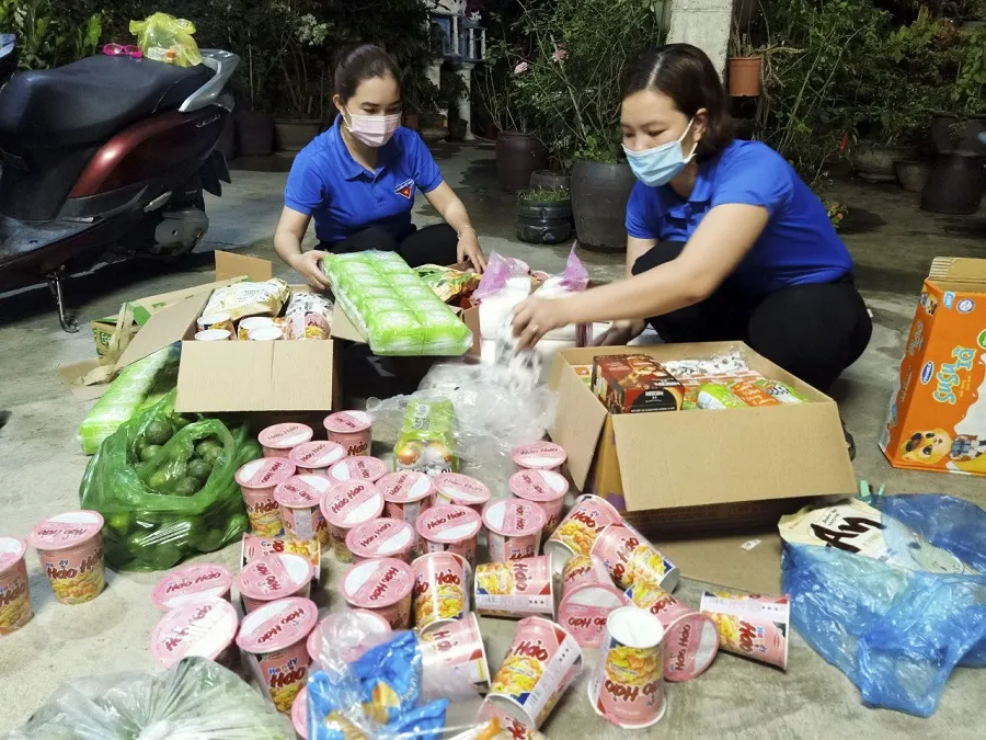 Gian hàng miễn phí bên trong khu cách ly tại Quảng Trị ảnh 4