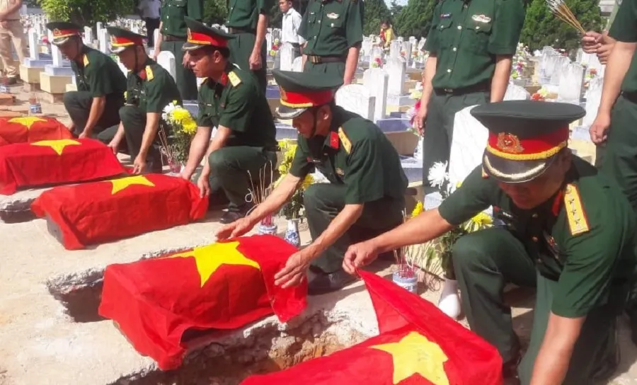 Quảng trị phát hiện và quy tập nhiều hài cốt liệt sĩ ảnh 1
