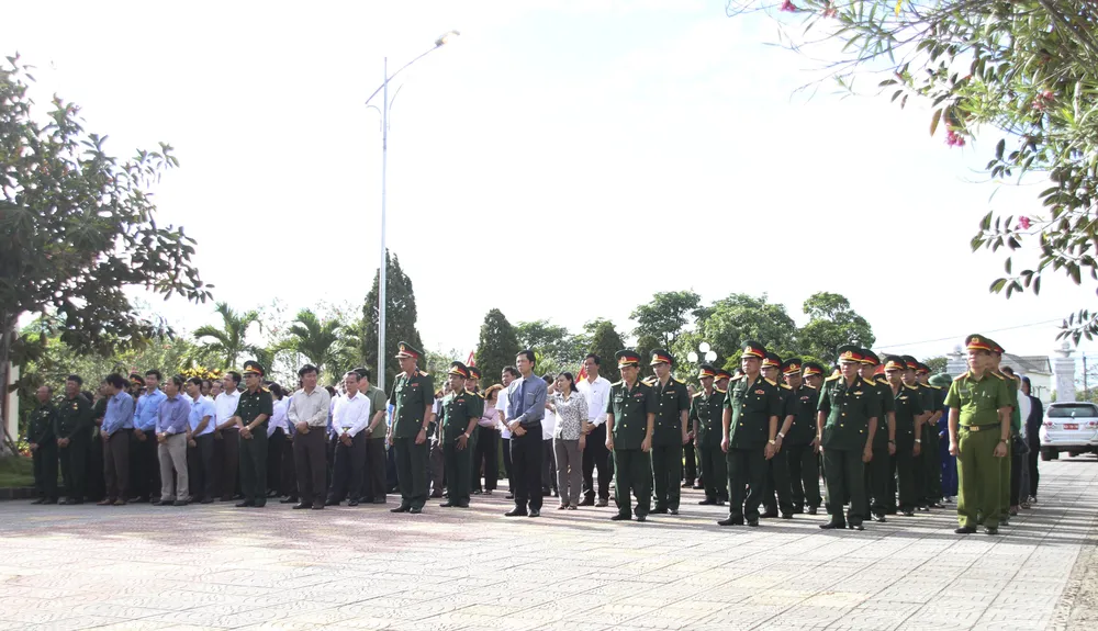 Quảng Trị: Truy điệu và an táng 18 hài cốt liệt sĩ ảnh 2