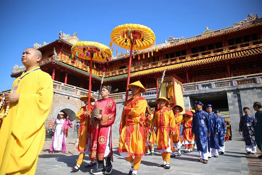  Rước long vị vua Hàm Nghi về di tích thành Tân Sở  ảnh 1