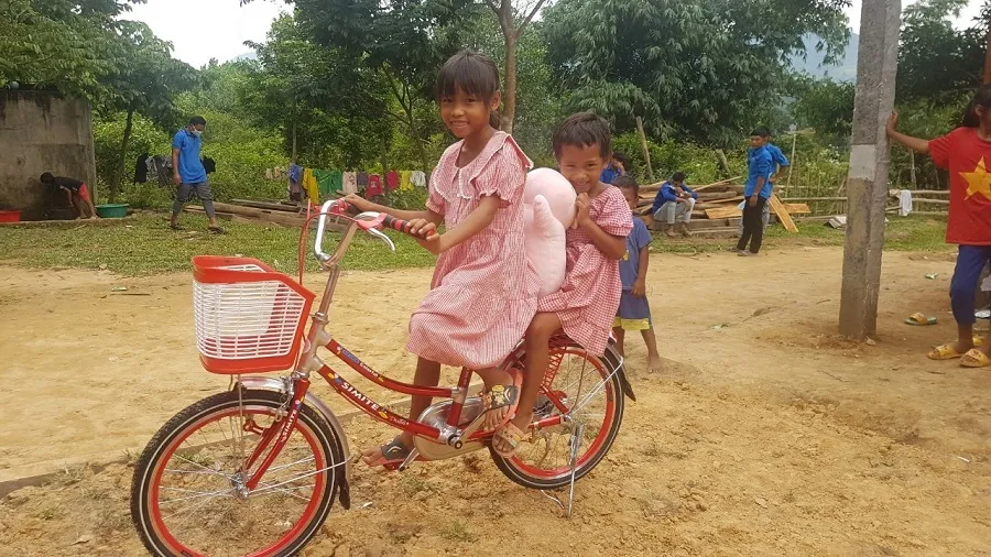 Tặng ngôi nhà hạnh phúc cho cô bé mồ côi ảnh 2