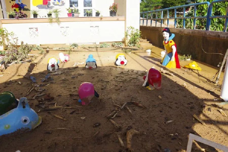 Quảng Trị: Hướng Việt tan hoang sau lũ, 2 lần thả hàng cứu trợ khẩn cấp bằng trực thăng ảnh 12