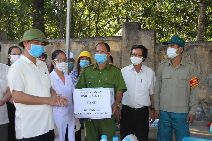 Quảng Trị: Hỗ trợ tiền ăn dịp tết cho người dân trong khu cách ly tập trung  ảnh 1