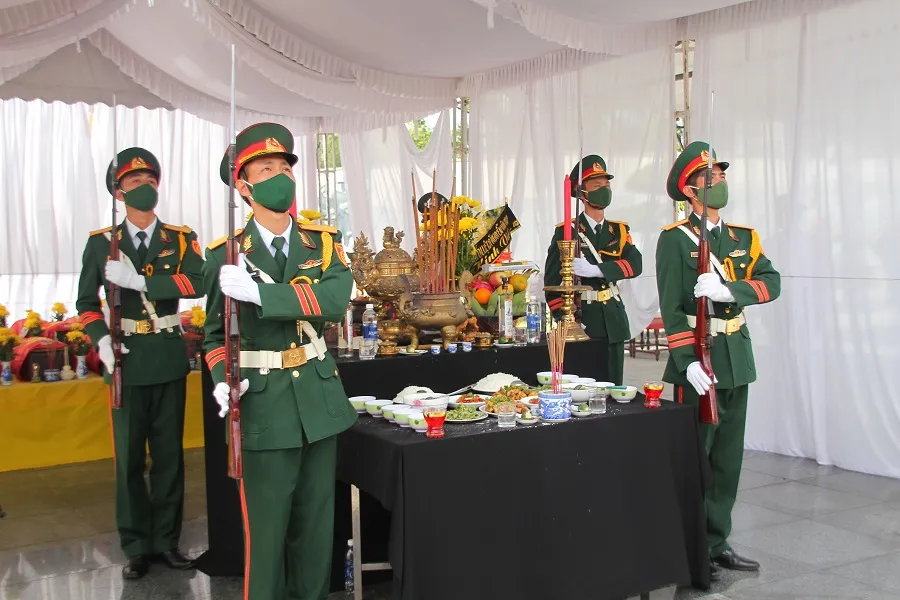 Quảng Trị: Truy điệu và an táng 40 hài cốt liệt sĩ được quy tập ở chiến khu xưa Ba Lòng ảnh 1