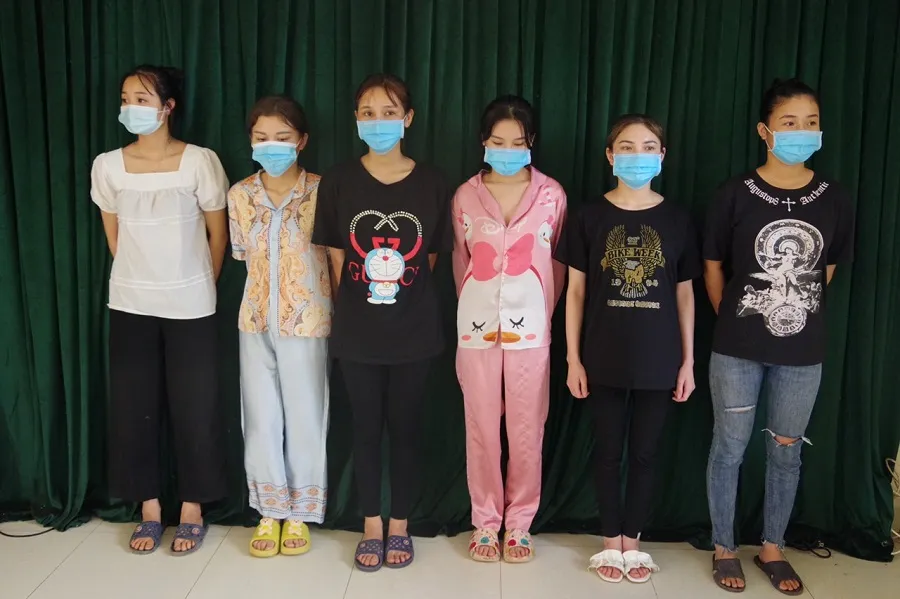 Đưa 6 người xuất cảnh trái phép sang Lào để nhận 2 triệu đồng tiền công  ảnh 1