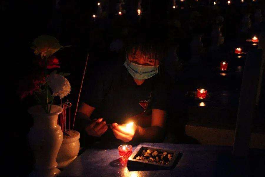 Quảng Trị: Hơn 54.000 ngọn nến tri ân thắp sáng nghĩa trang liệt sĩ  ảnh 5