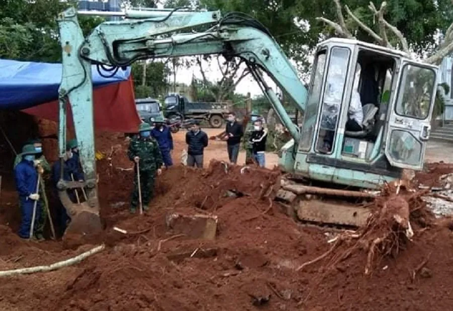 Quảng Trị: Phát hiện 2 hài cốt liệt sĩ cùng di vật khắc chữ “Văn Tân K67/1” ảnh 1