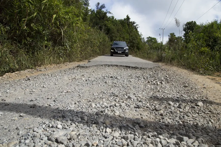 Quảng Trị: Đề nghị chủ đầu tư khẩn trương khắc phục các tuyến đường xuống cấp sau thi công điện gió  ảnh 2