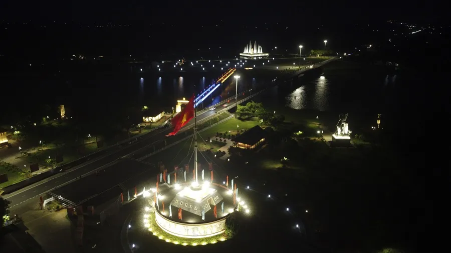 Quảng Trị: Chiếu sáng mỹ thuật tại 2 di tích quốc gia đặc biệt và Nghĩa trang Liệt sĩ quốc gia Trường Sơn  ảnh 1