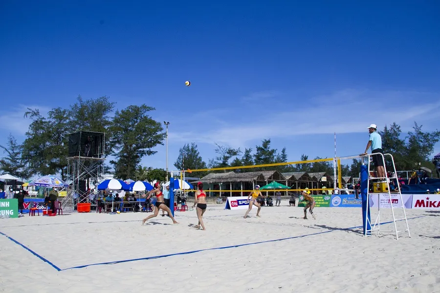 Khai mạc giải vô địch Bóng chuyền bãi biển quốc gia năm 2022 ảnh 8
