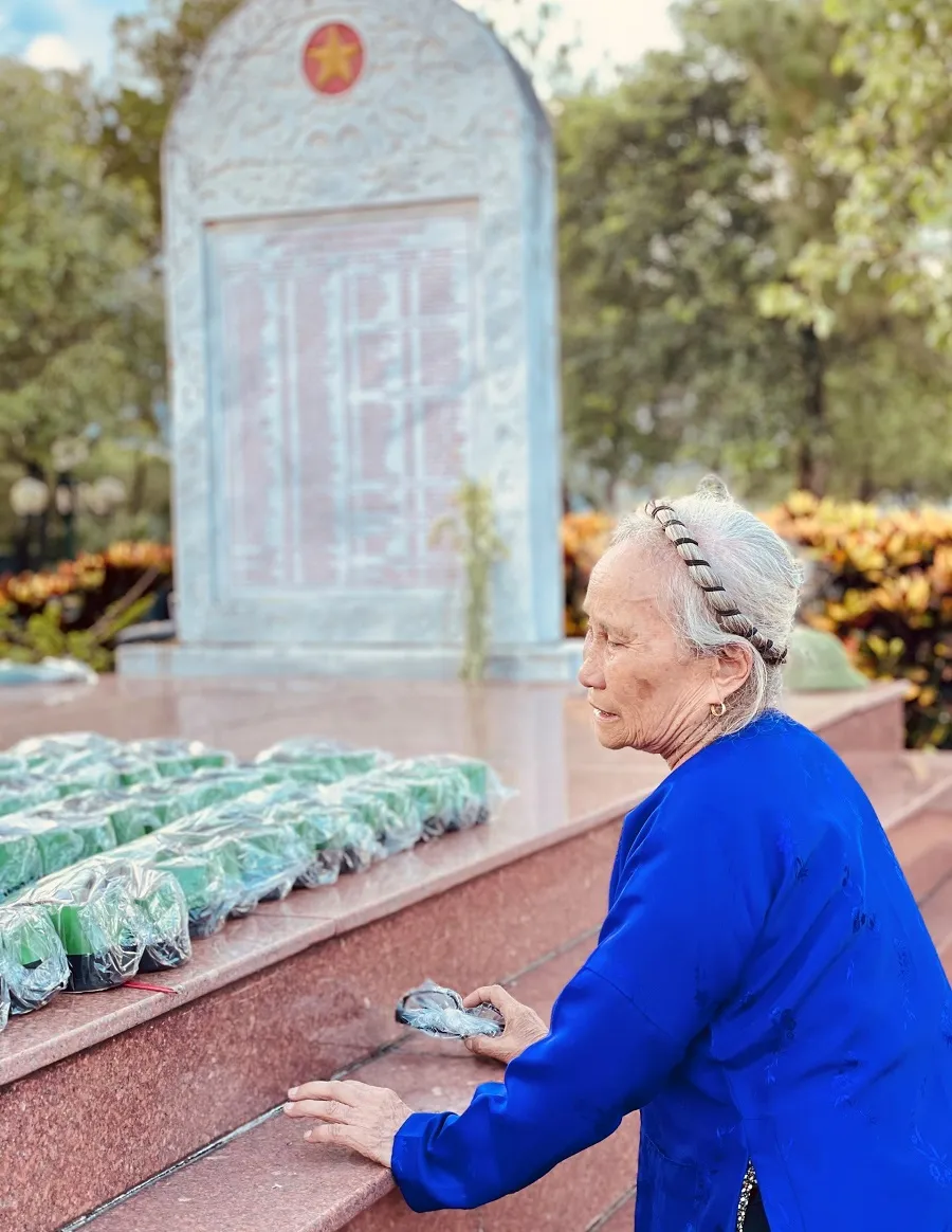 Tìm được bố ở ngôi mộ liệt sĩ tập thể sau hơn nửa thế kỷ xa cách ảnh 3