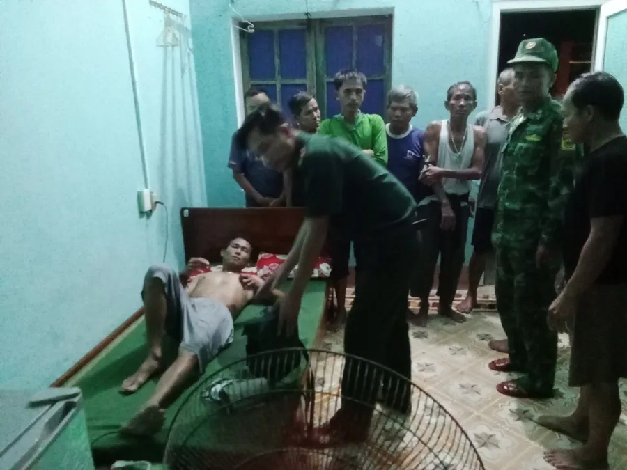 Tàu cá Quảng Trị chìm trên biển sau mâu thuẫn ảnh 1