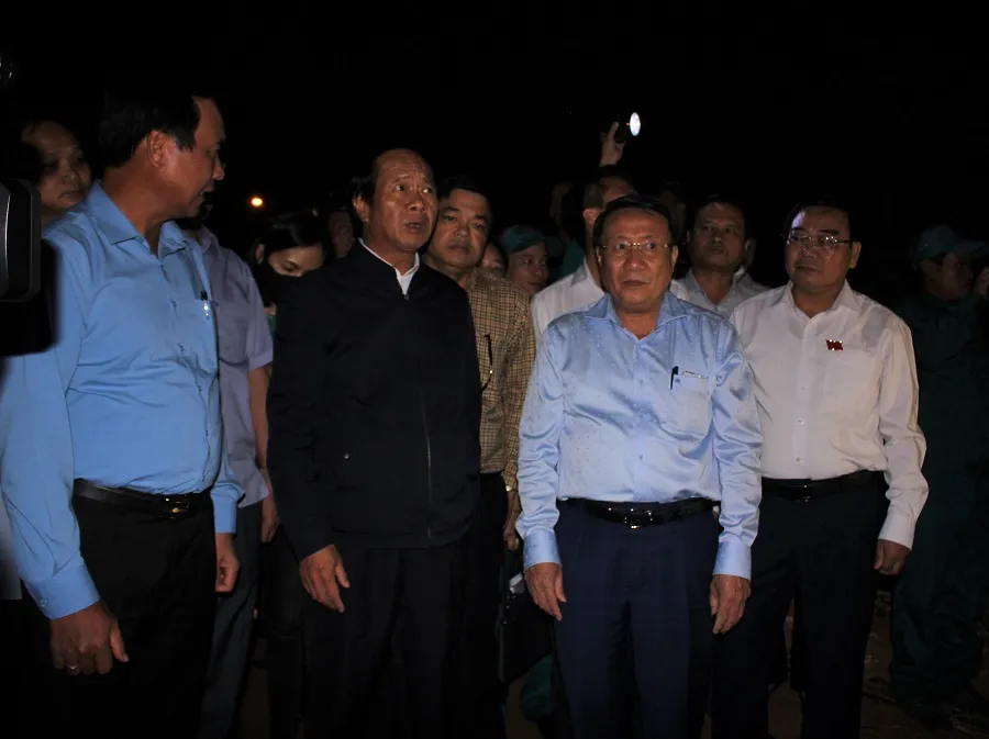 Phó Thủ tướng Lê Văn Thành kiểm tra công tác khắc phục hậu quả mưa lũ tại Quảng Trị ảnh 3