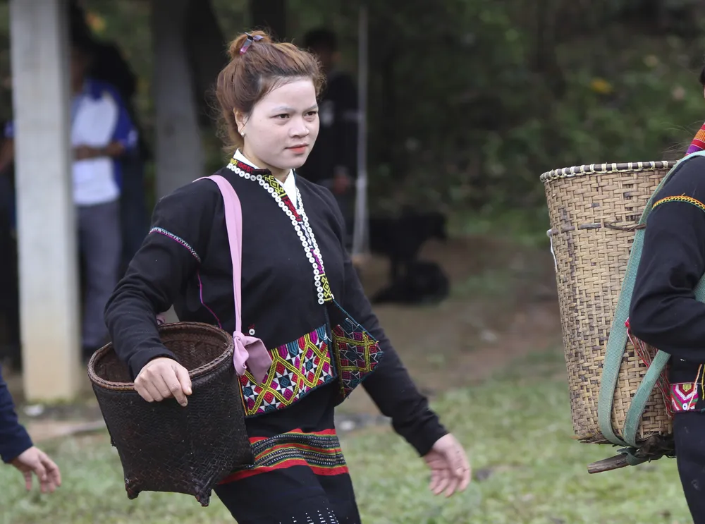 Quảng Trị: Độc đáo lễ mừng lúa mới của người Vân Kiều ảnh 4