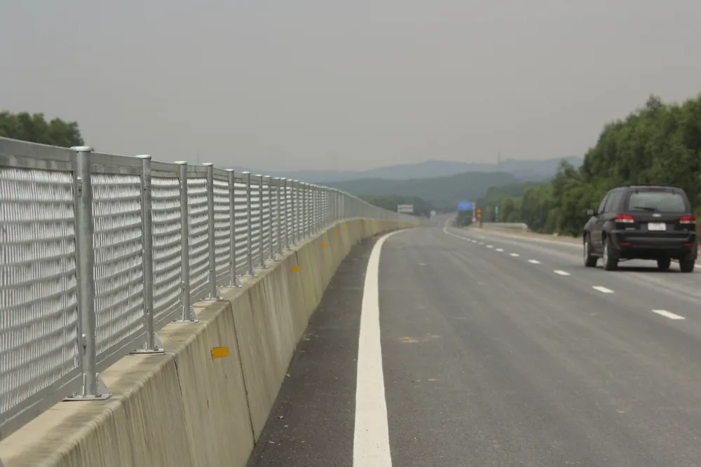 Hệ thống lưới chống lóa được lắp đặt hoàn thiện