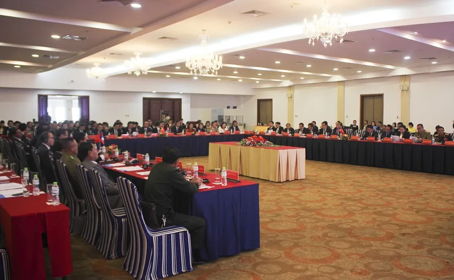 Hội đàm giữa đoàn đại biểu cấp cao tỉnh Quảng Trị, tỉnh Salavan và tỉnh Savannakhet (Lào)