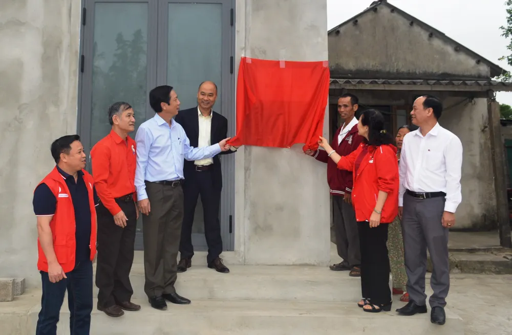 Lễ khánh thành và bàn giao nhà ở cho ngư dân có hoàn cảnh khó khăn trên địa bàn tỉnh Quảng Trị